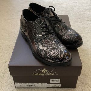 Patricia Nash Silvio oxfords size 7, black/pewter.